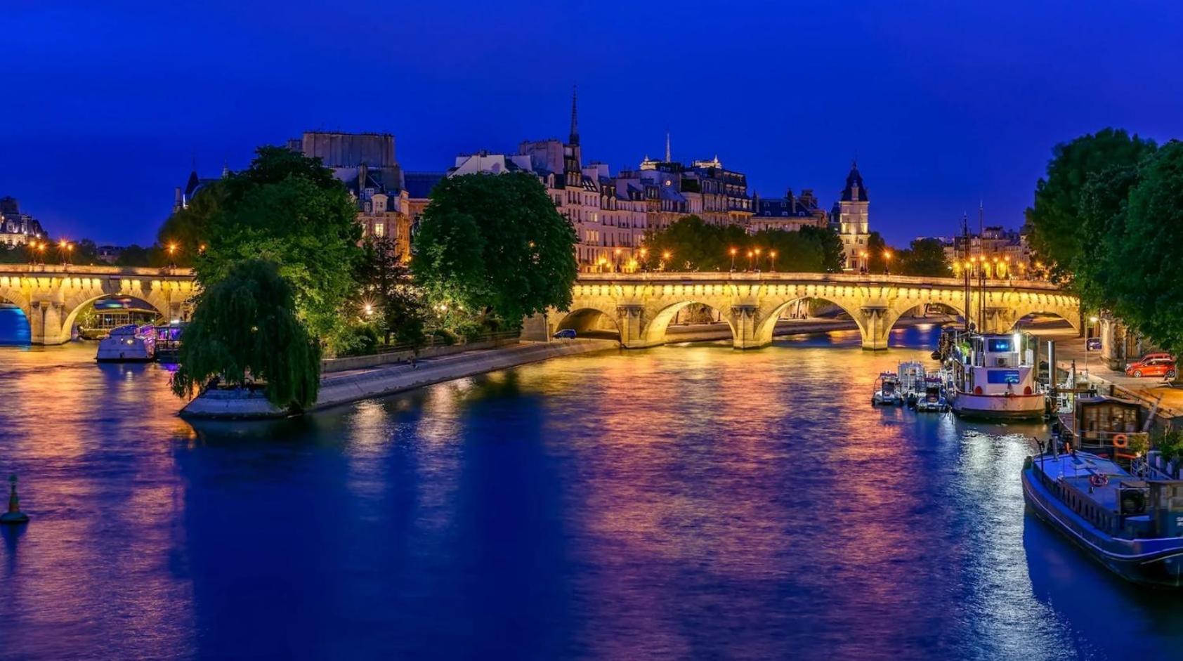 Best Central Chambres Privees - Seine & Louvre In The Connected Heart Of باريس المظهر الخارجي الصورة